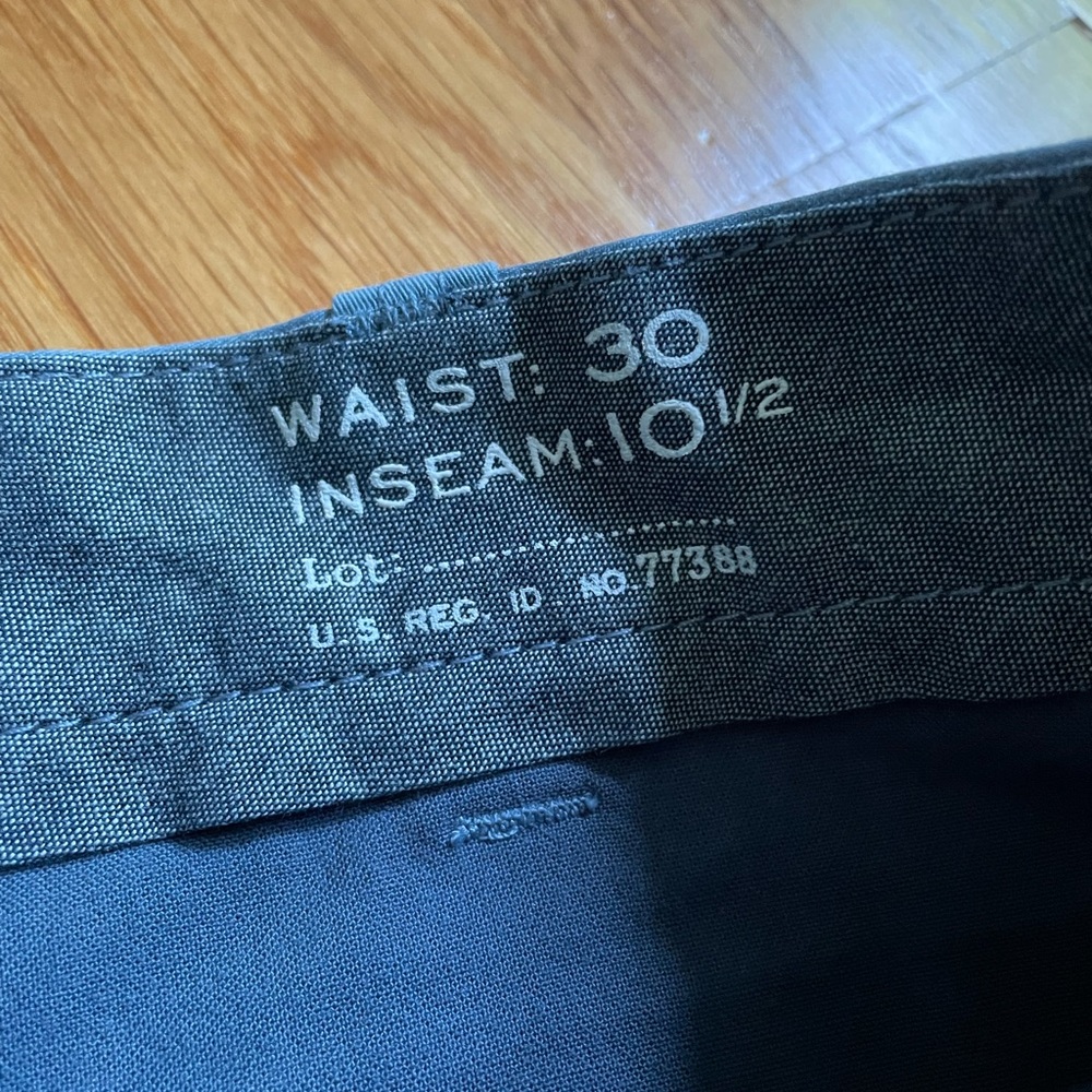 Men’s J.Crew shorts - Picture 5 of 5